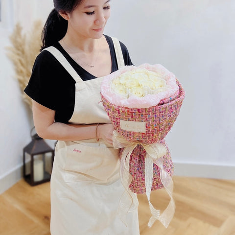 Fresh White Roses in Pink Tweed Fabric