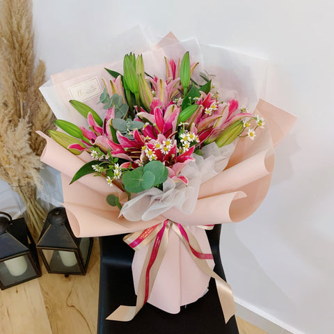 Fresh Lily Bouquet - Pink